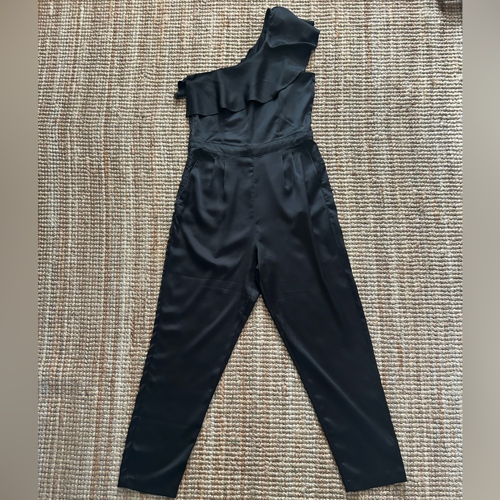 NWT Asymmetrical ruffle jumpsuit